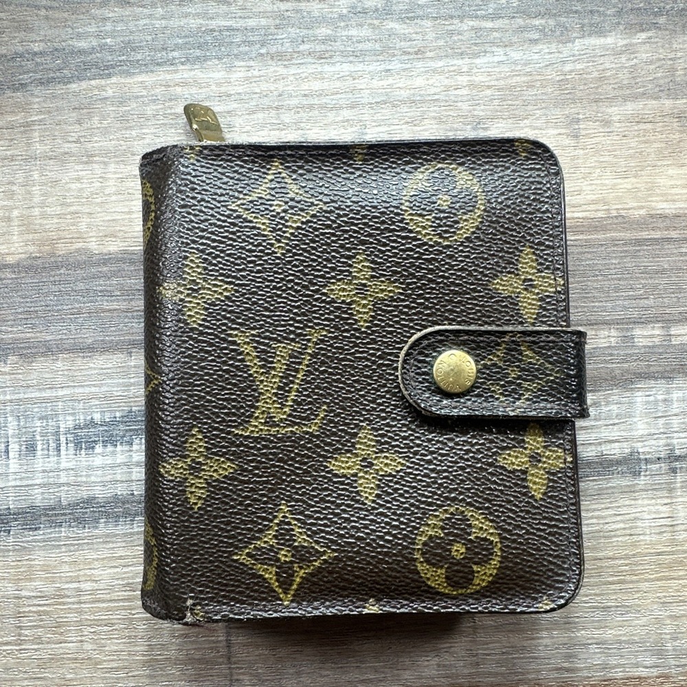 Louis Vuitton Monogram Zipped Bifold Wallet Women's Used Authentic